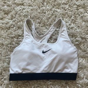 nike sports bra
